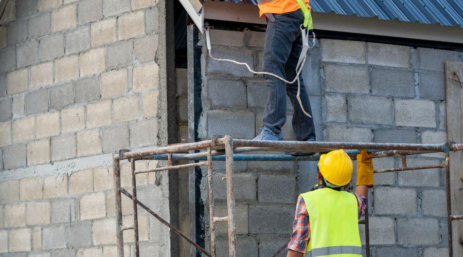 Expert flood damage restoration services in Albany, KY